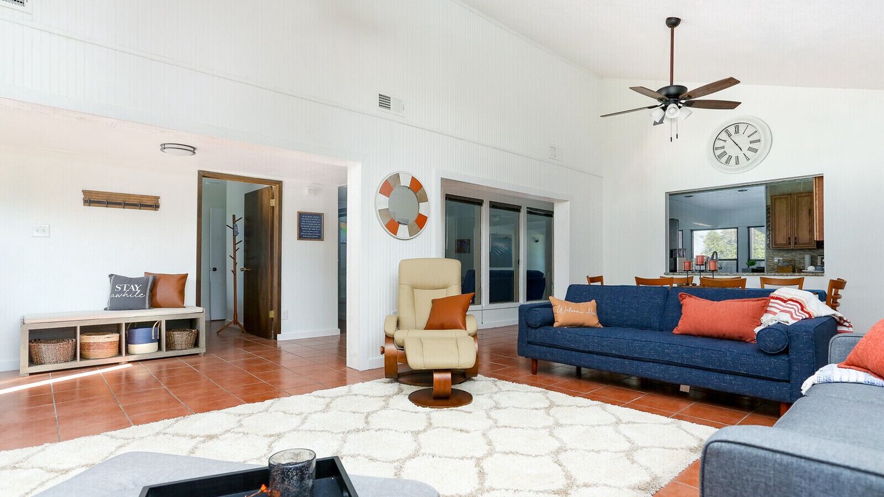 Photo of Livingroom in Converse