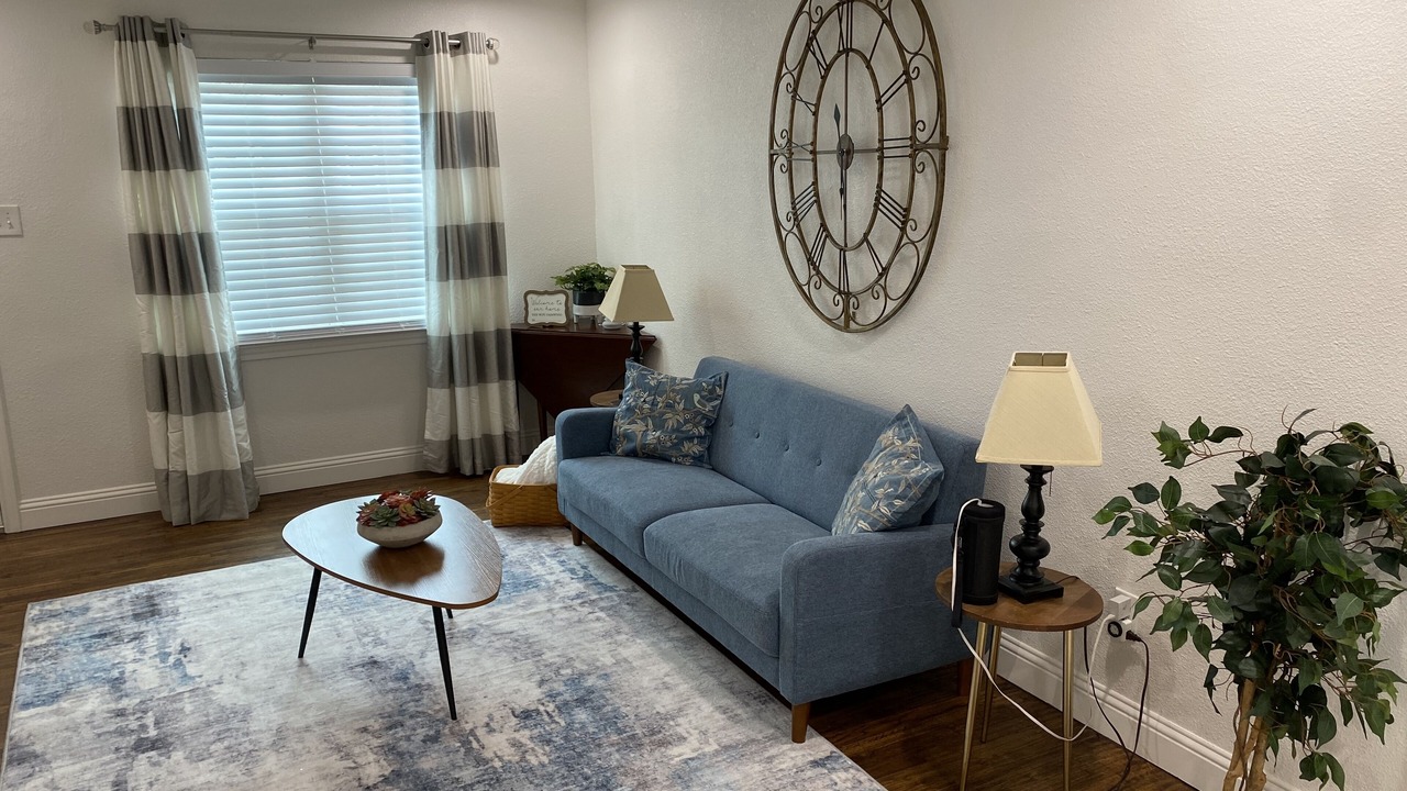 Photo of Livingroom in South Arlington
