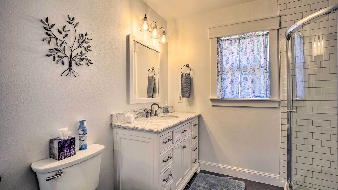 Photo of Bathroom in Cheyenne