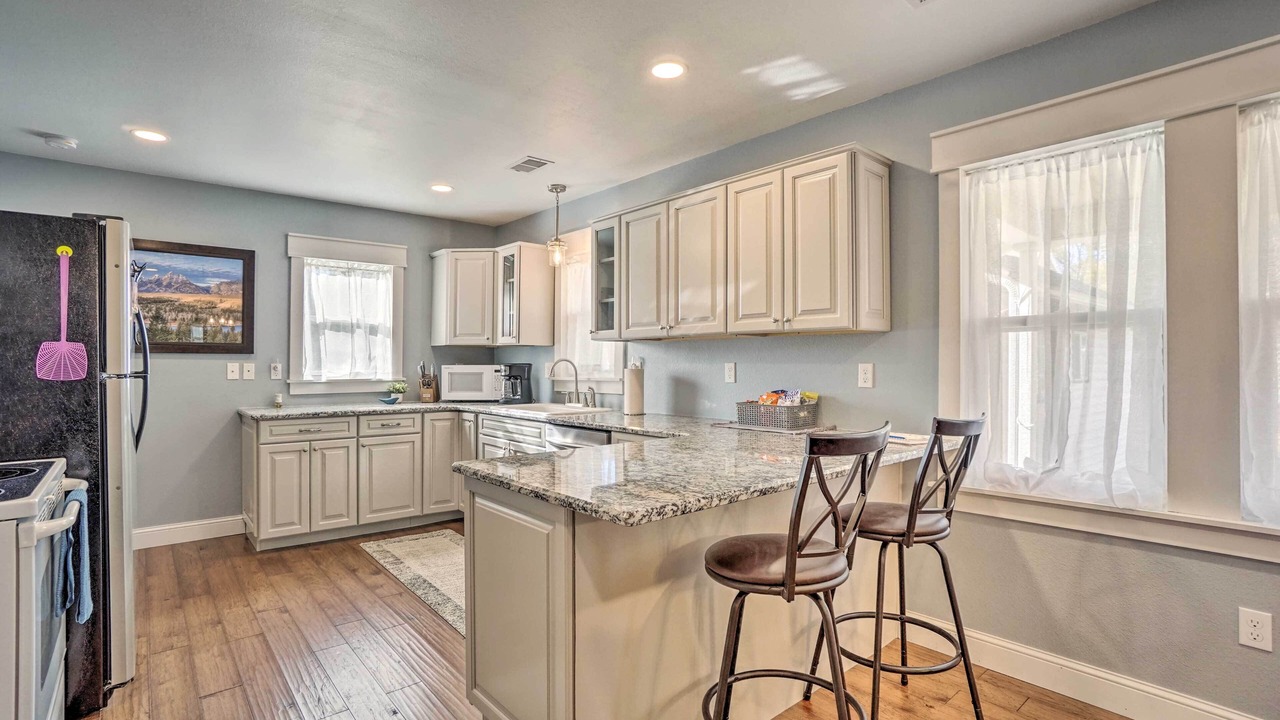 Photo of Others in Cheyenne