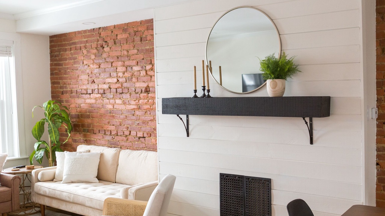 Photo of Livingroom in Lancaster