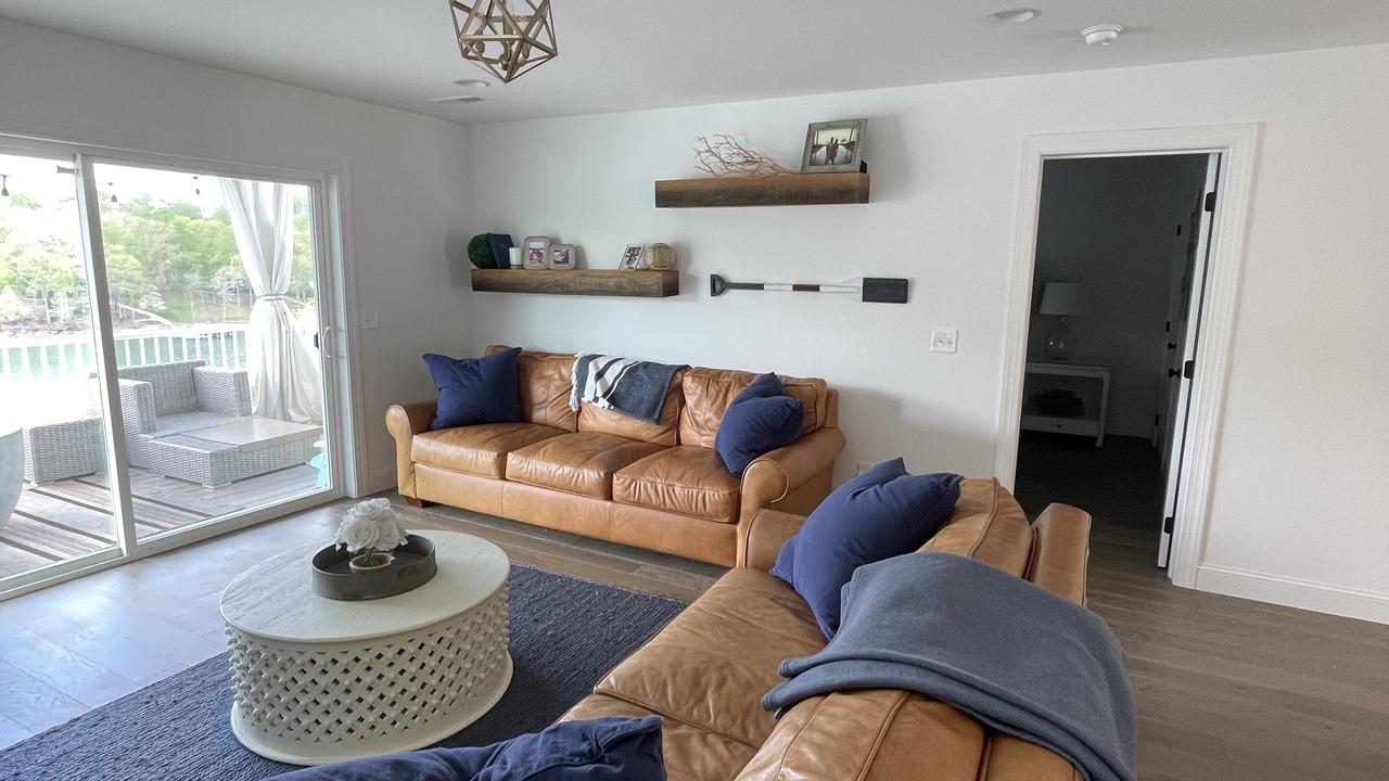 Photo of Livingroom in La Follette