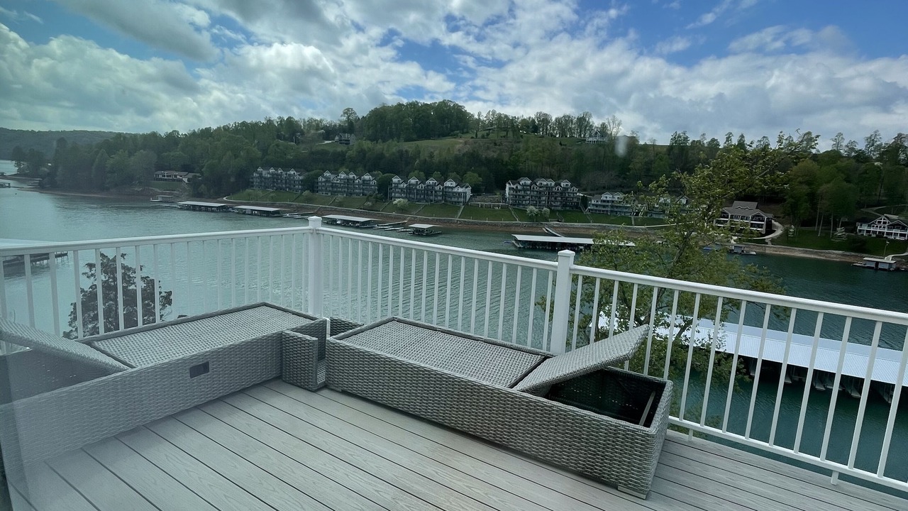 Photo of Patio Balcony in La Follette