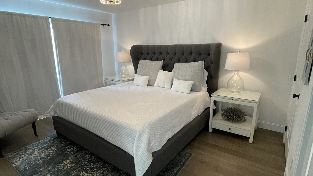 Photo of Bedroom in La Follette