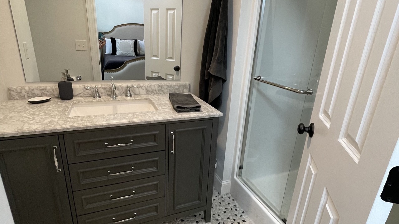Photo of Bathroom in La Follette