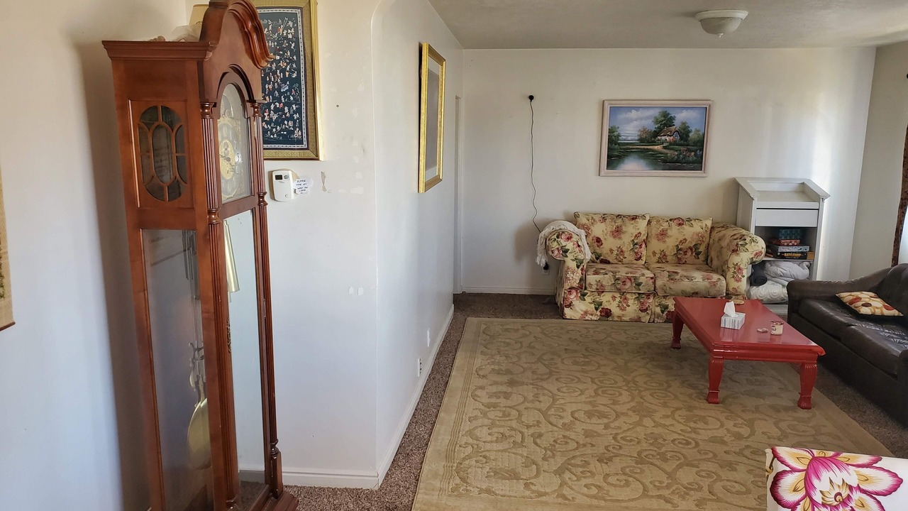 Photo of Livingroom in Evanston
