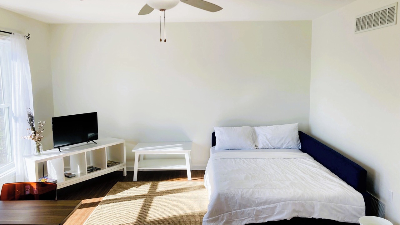 Photo of Bedroom in Livonia