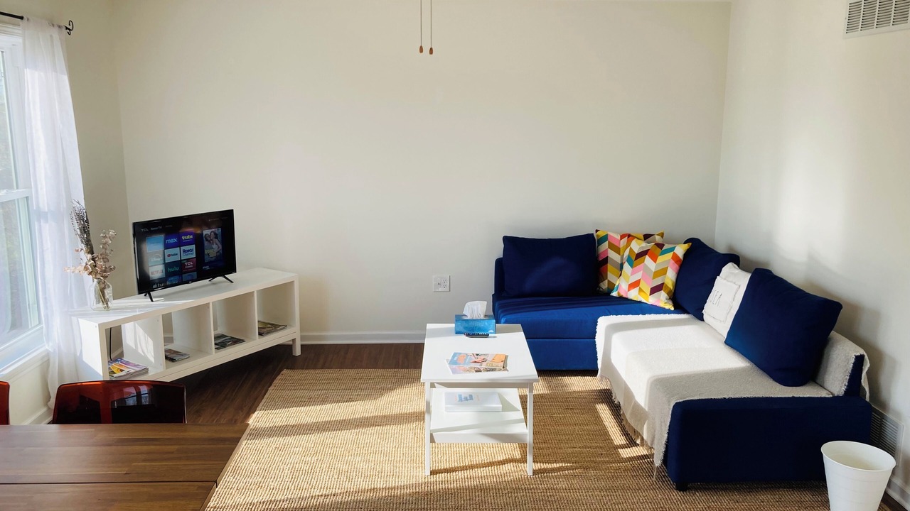 Photo of Livingroom in Livonia