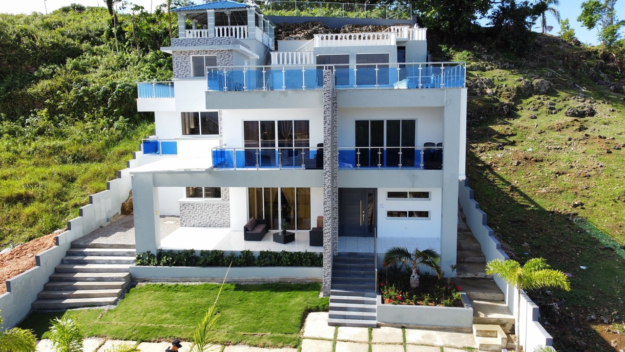 Photo of Outdoor in Cabrera