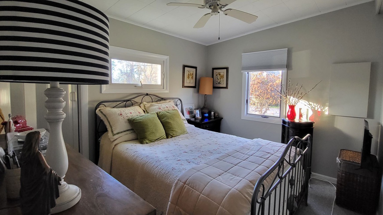 Photo of Bedroom in Jamestown