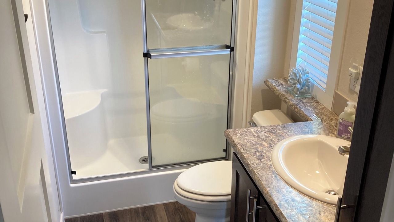 Photo of Bathroom in Canyon Lake