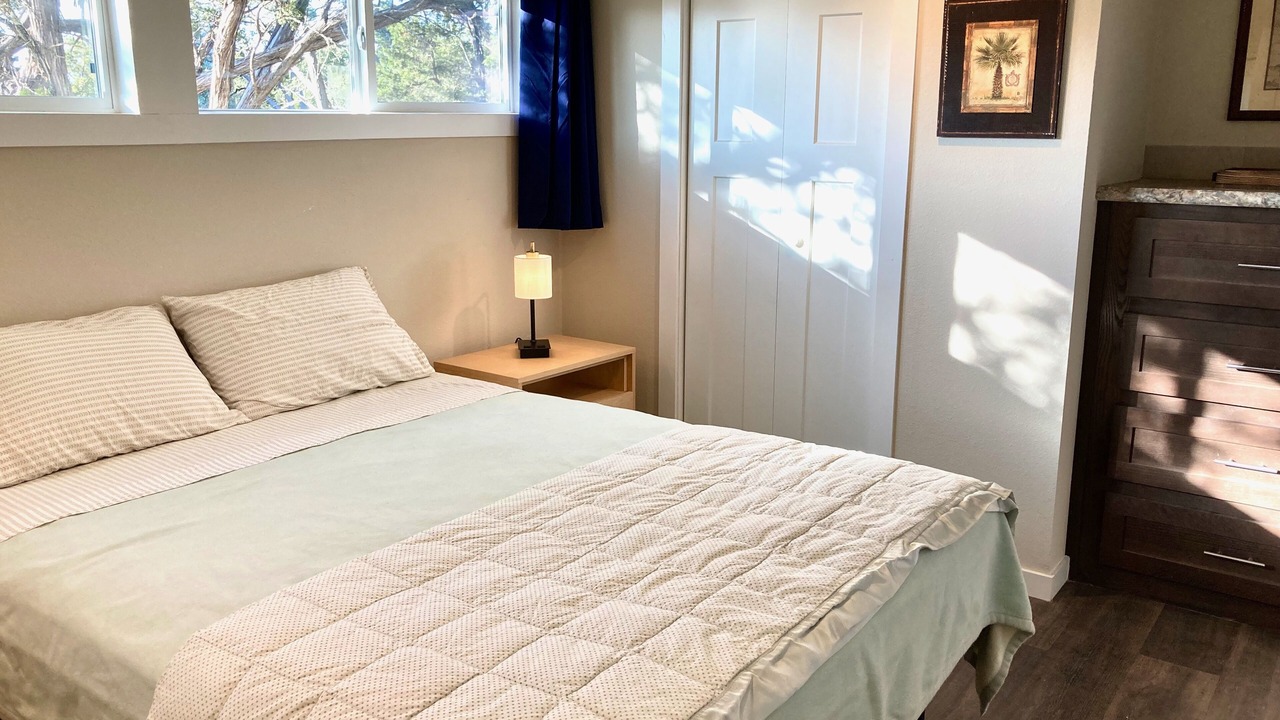 Photo of Bedroom in Canyon Lake