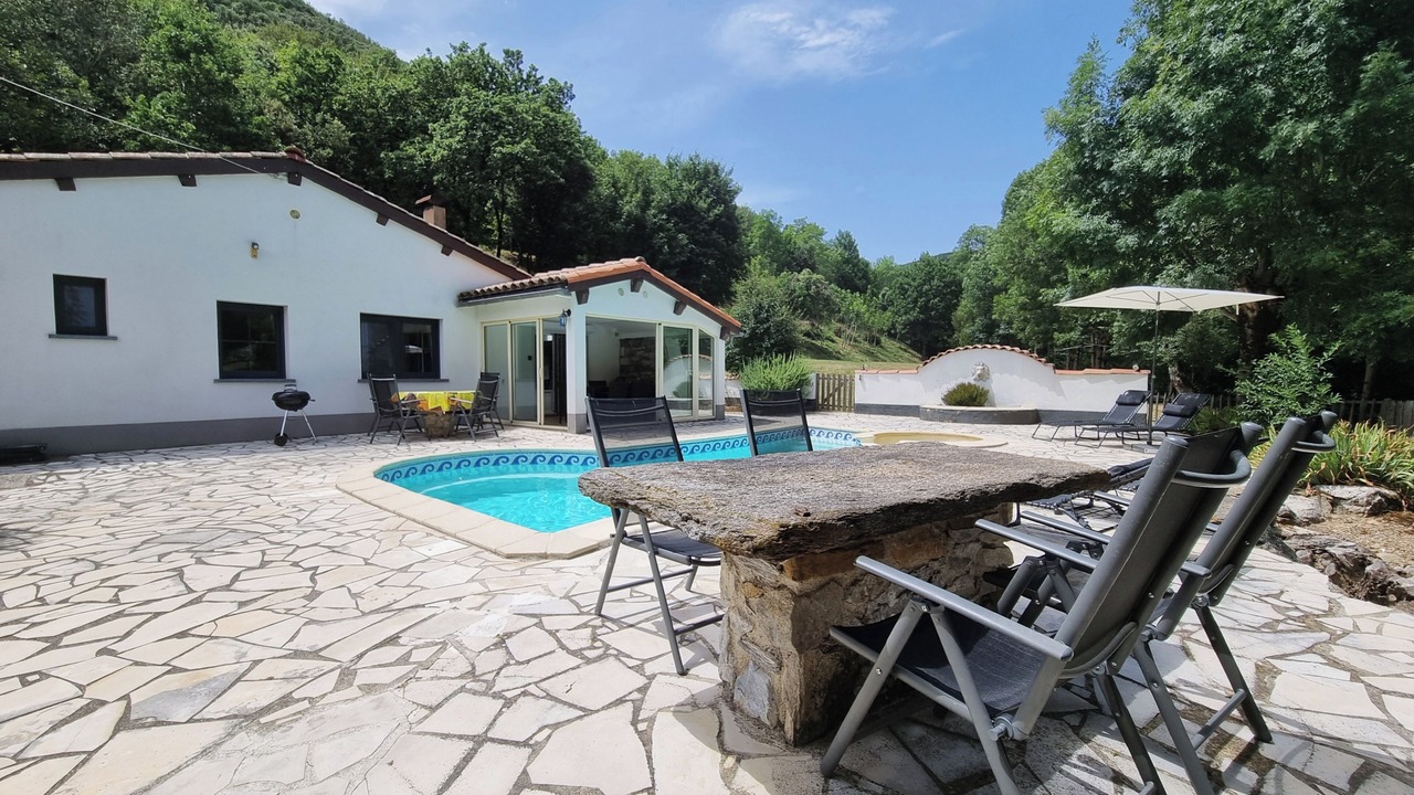 Photo of Outdoor in Boisset