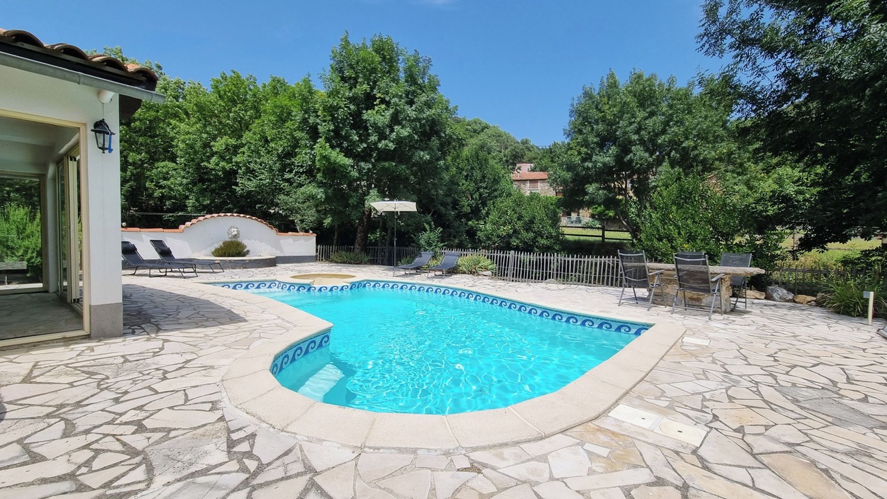 Photo of Outdoor in Boisset