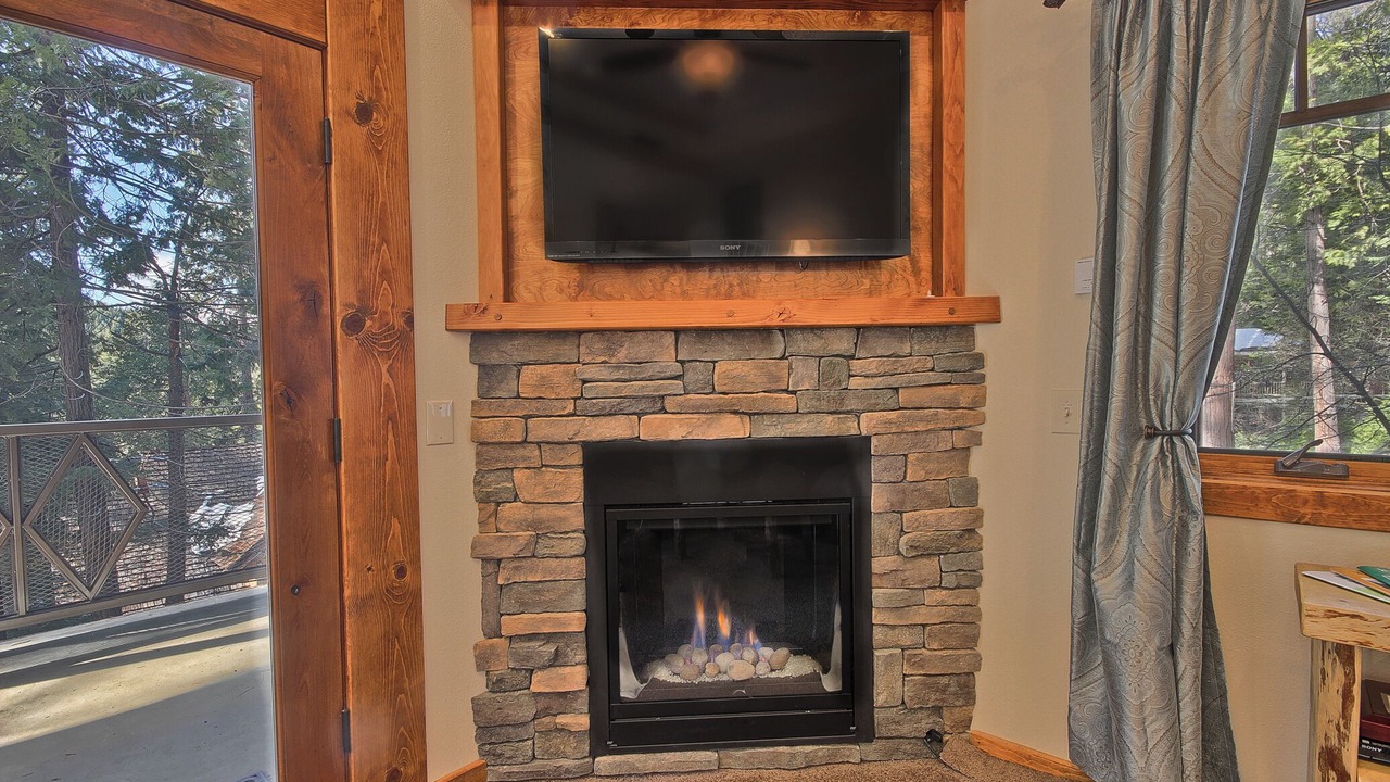Photo of Livingroom in Yosemite West