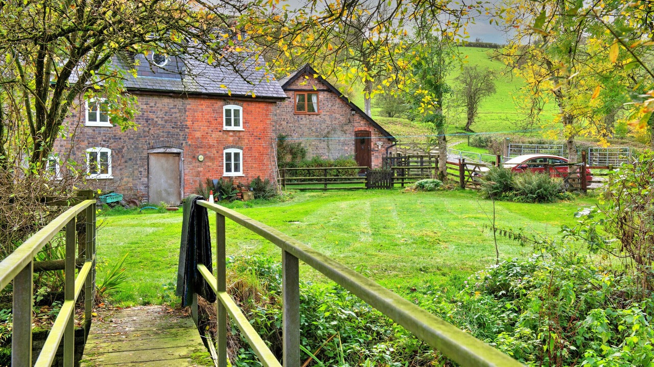 Photo of Outdoor in Tirabad