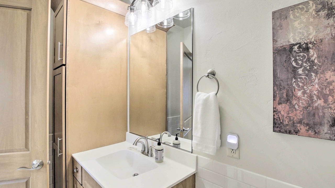 Photo of Bathroom in Pipe