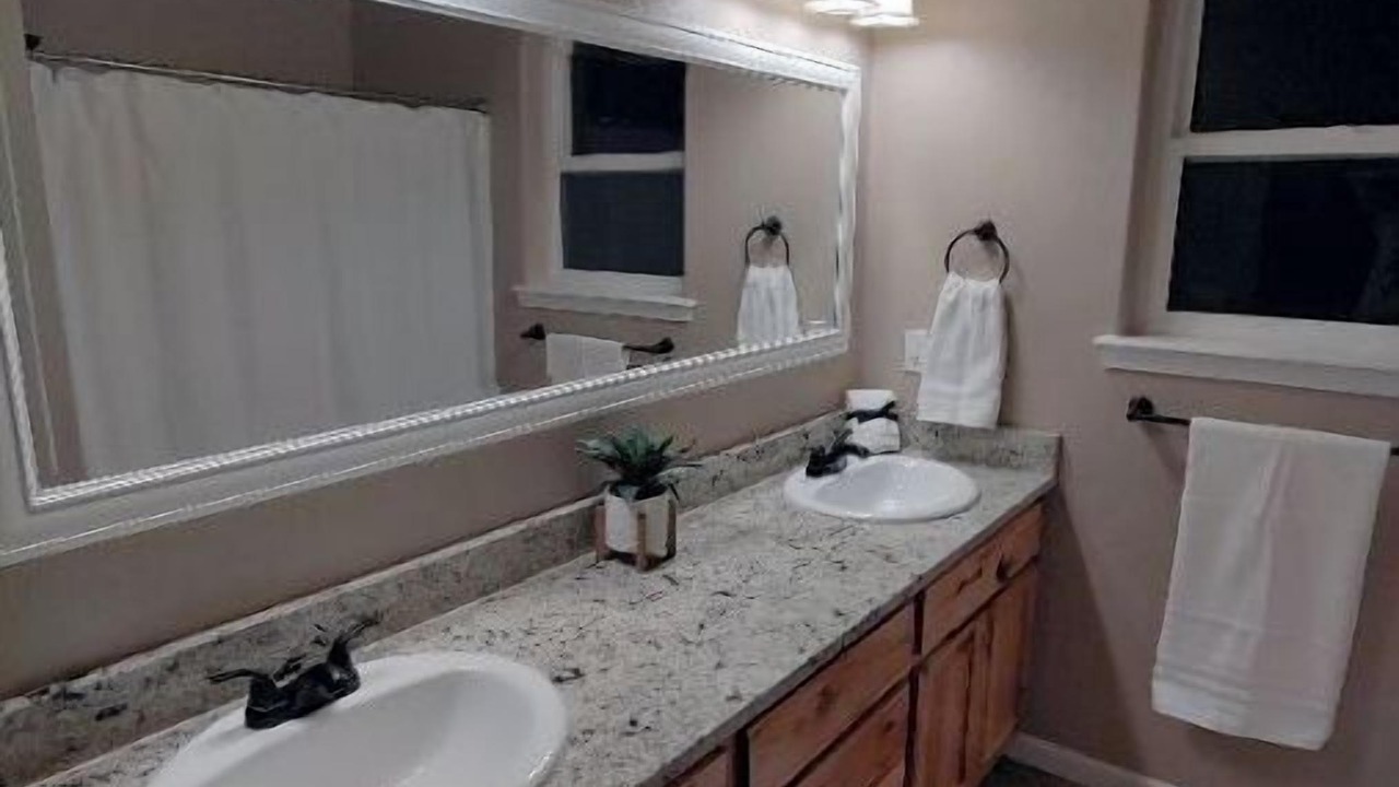 Photo of Others in Grants Pass