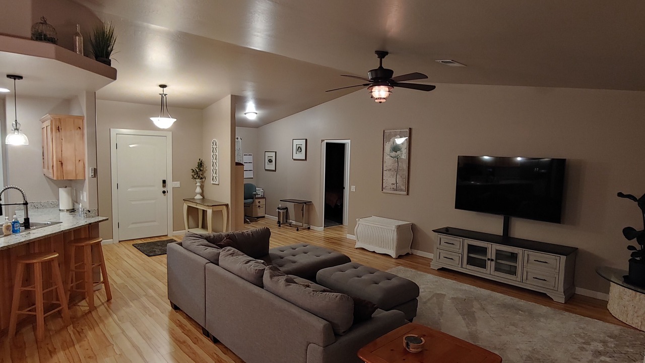 Photo of Livingroom in Grants Pass