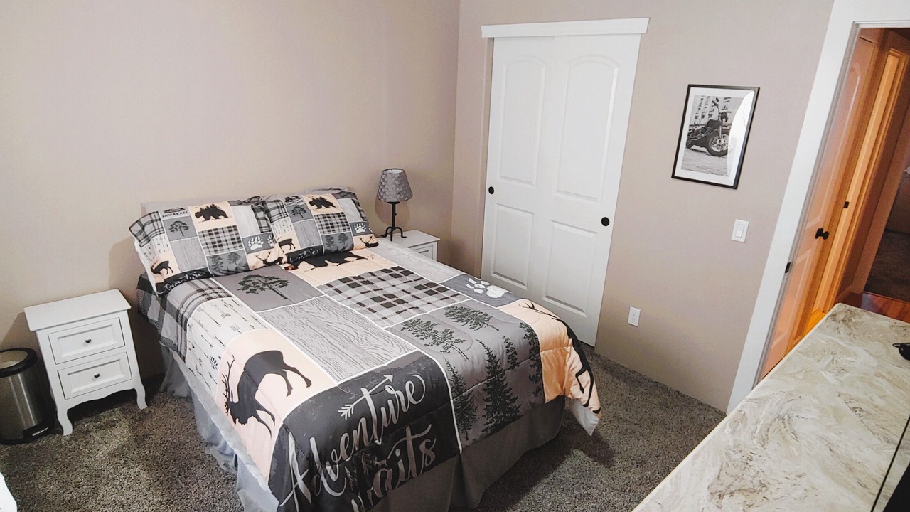 Photo of Others in Grants Pass