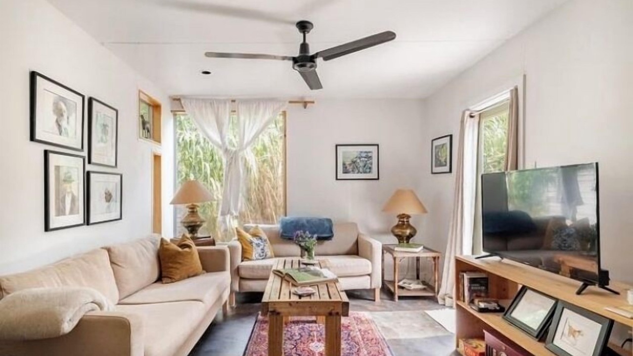 Photo of Livingroom in Dawson