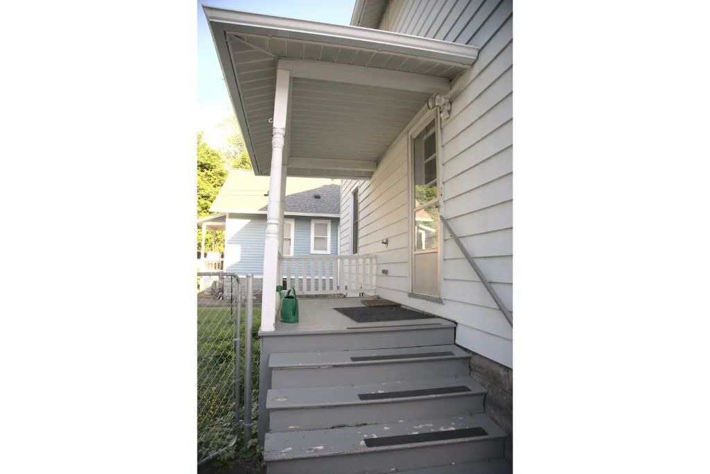 Photo of Outdoor in Utica