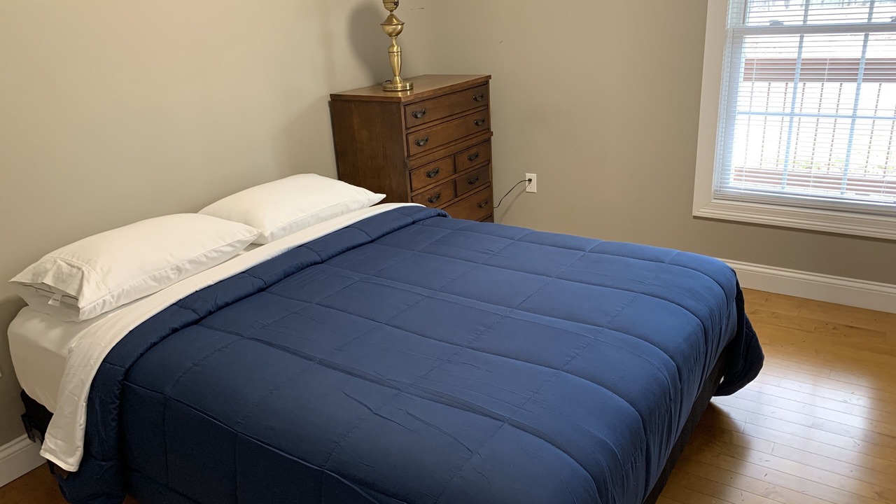 Photo of Bedroom in Pittsburg