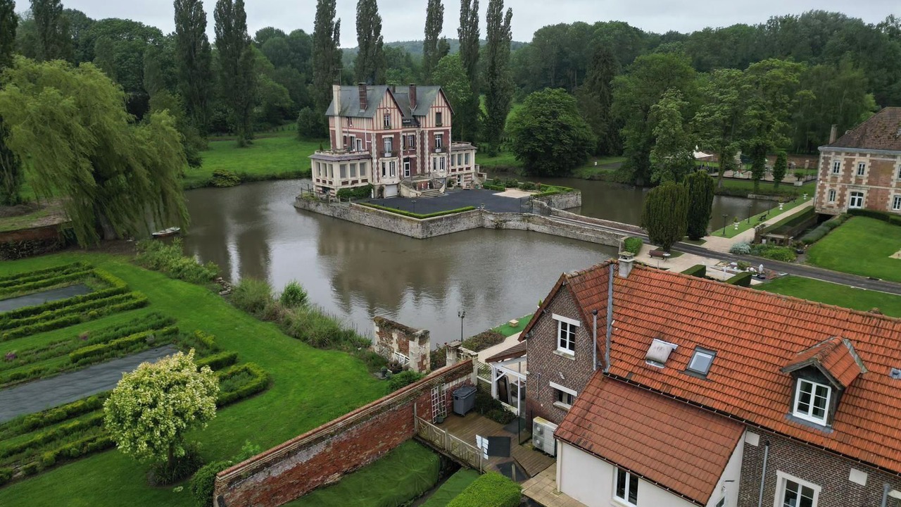 Photo of Outdoor in Quesmy