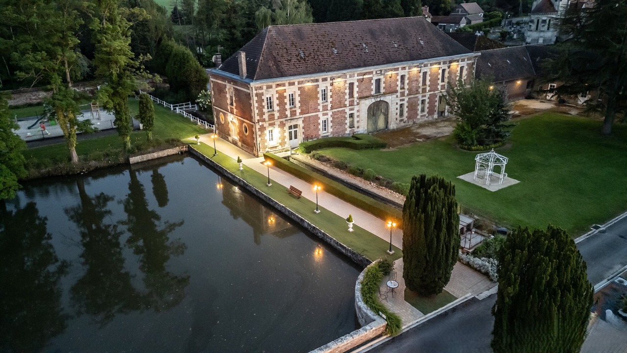 Photo of Outdoor in Quesmy