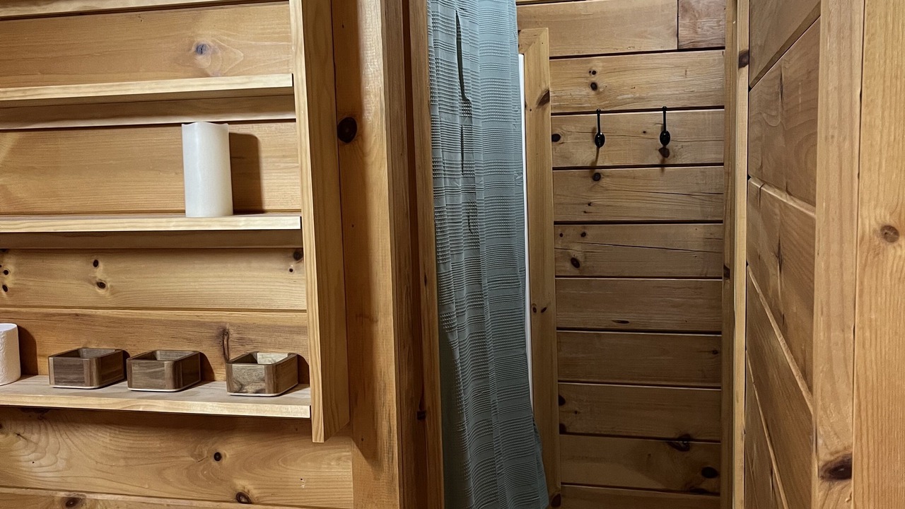 Photo of Bathroom in Warm Springs