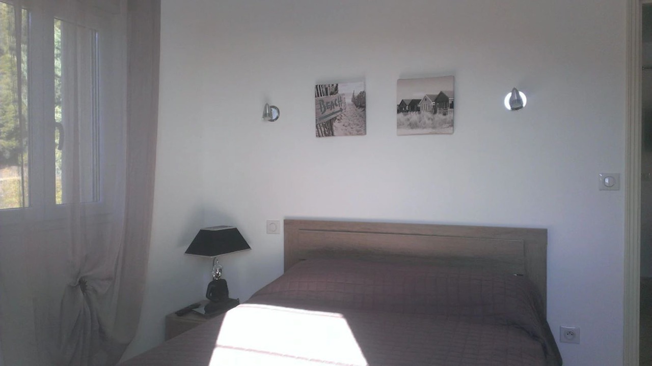 Photo of Bedroom in Serra-di-Fiumorbo