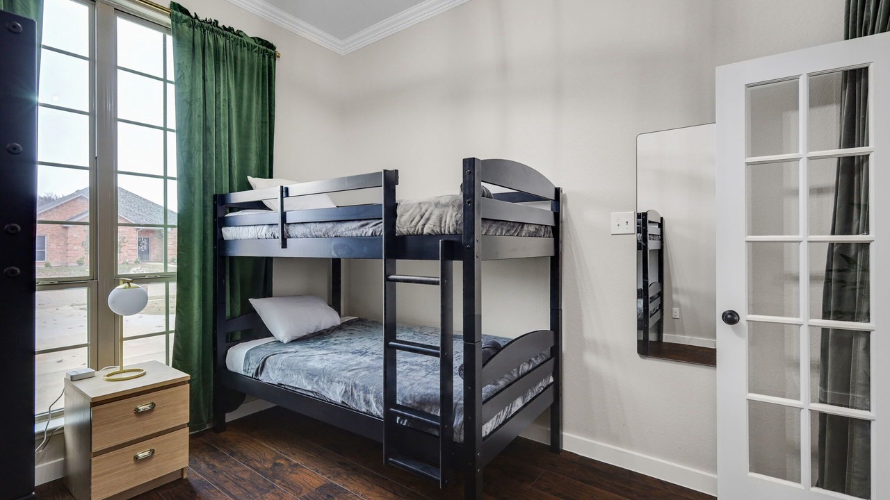 Photo of Bedroom in Waxahachie