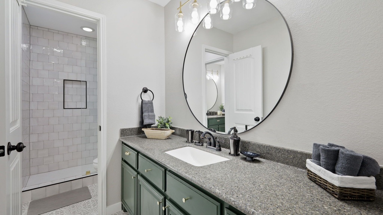 Photo of Bathroom in Waxahachie