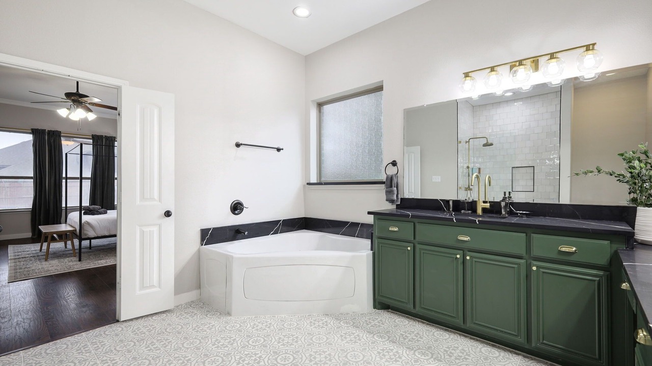 Photo of Bathroom in Waxahachie