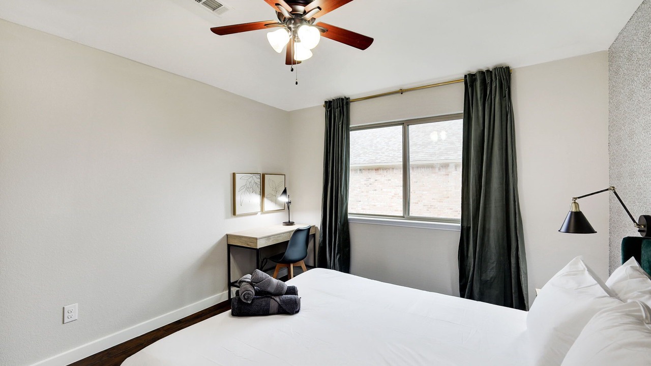 Photo of Bedroom in Waxahachie