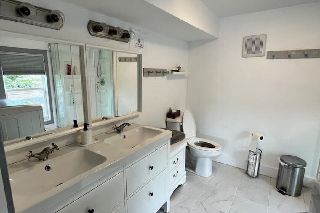 Photo of Bathroom in Northwest Cove