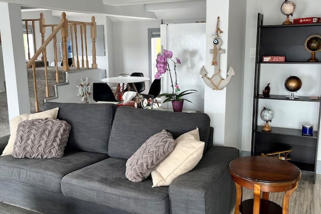 Photo of Livingroom in Northwest Cove