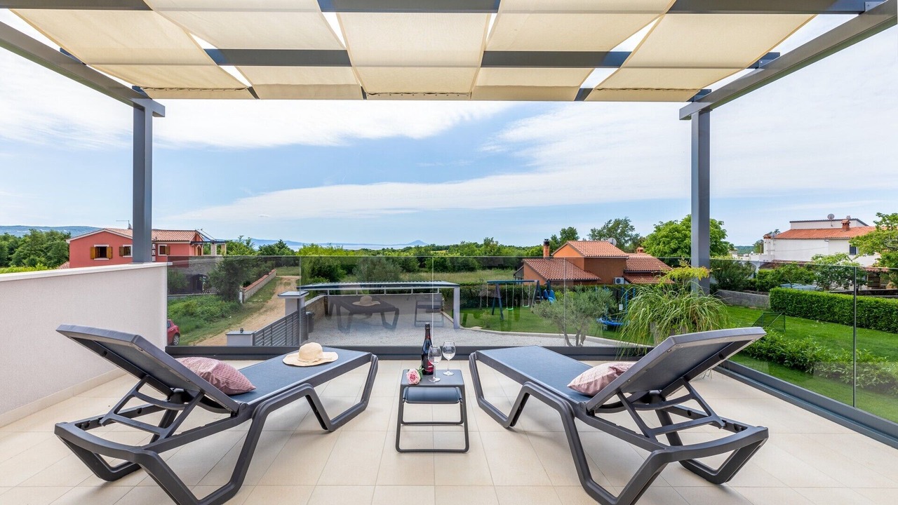 Photo of Patio Balcony in Rebici