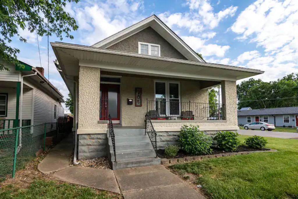 Photo of Outdoor in Jeffersonville