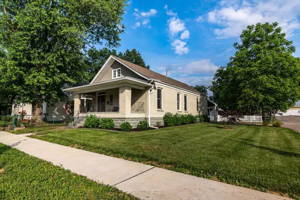 Photo of Outdoor in Jeffersonville