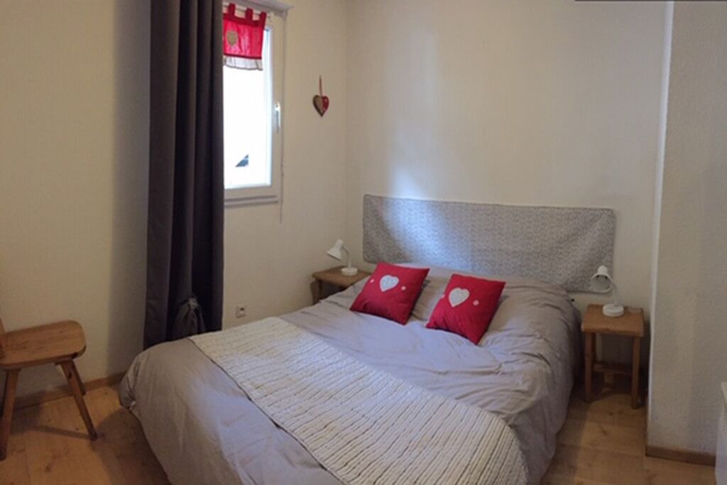 Photo of Bedroom in Bagneres-de-Luchon
