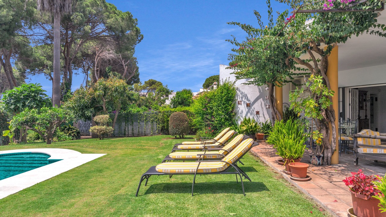 Photo of Outdoor in El Paraiso
