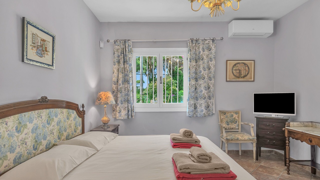 Photo of Bedroom in El Paraiso