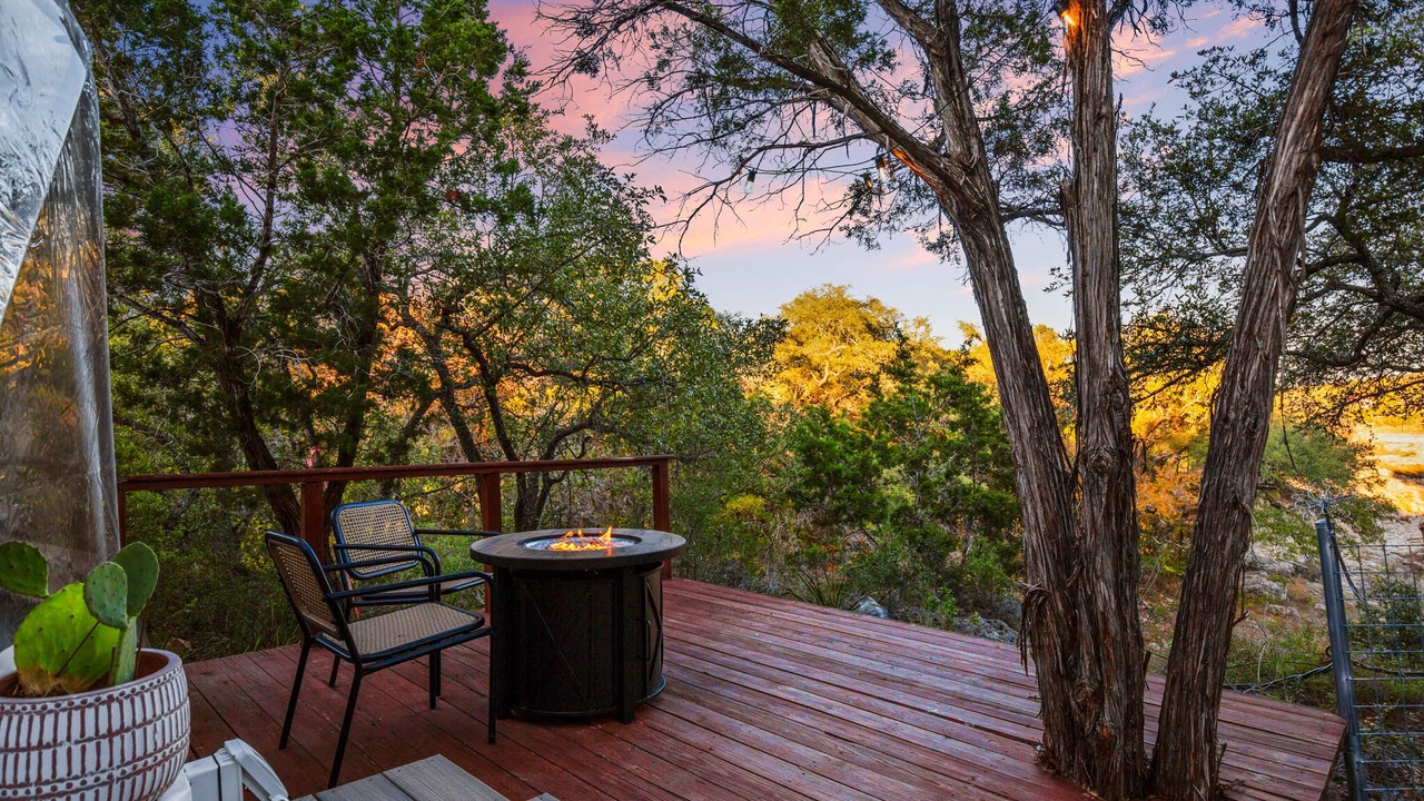 Photo of Patio Balcony in Big Bee Creek