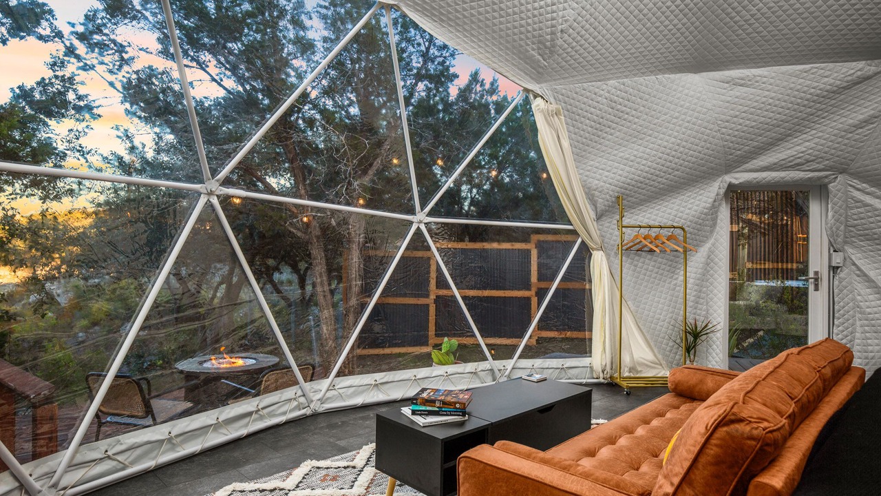 Photo of Livingroom in Big Bee Creek