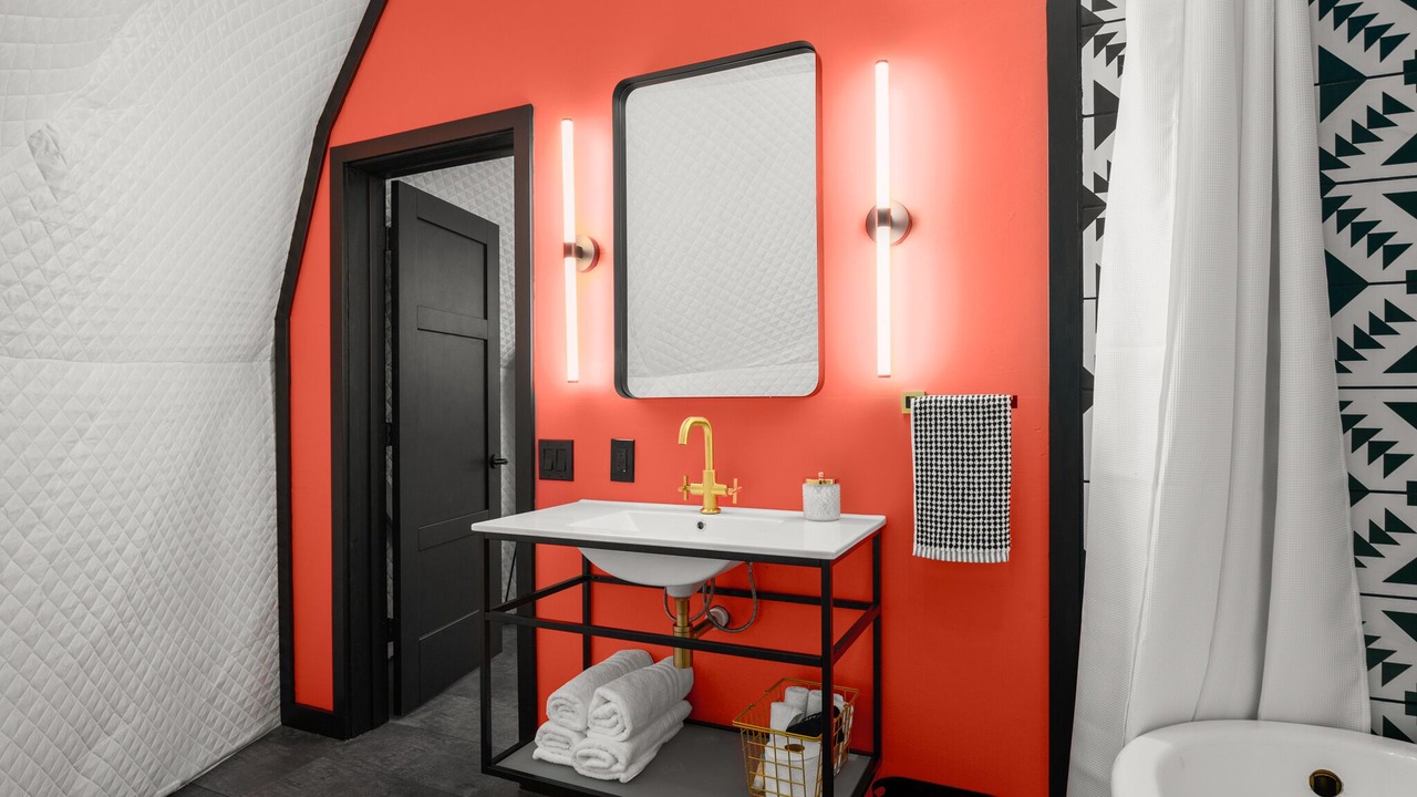 Photo of Bathroom in Big Bee Creek