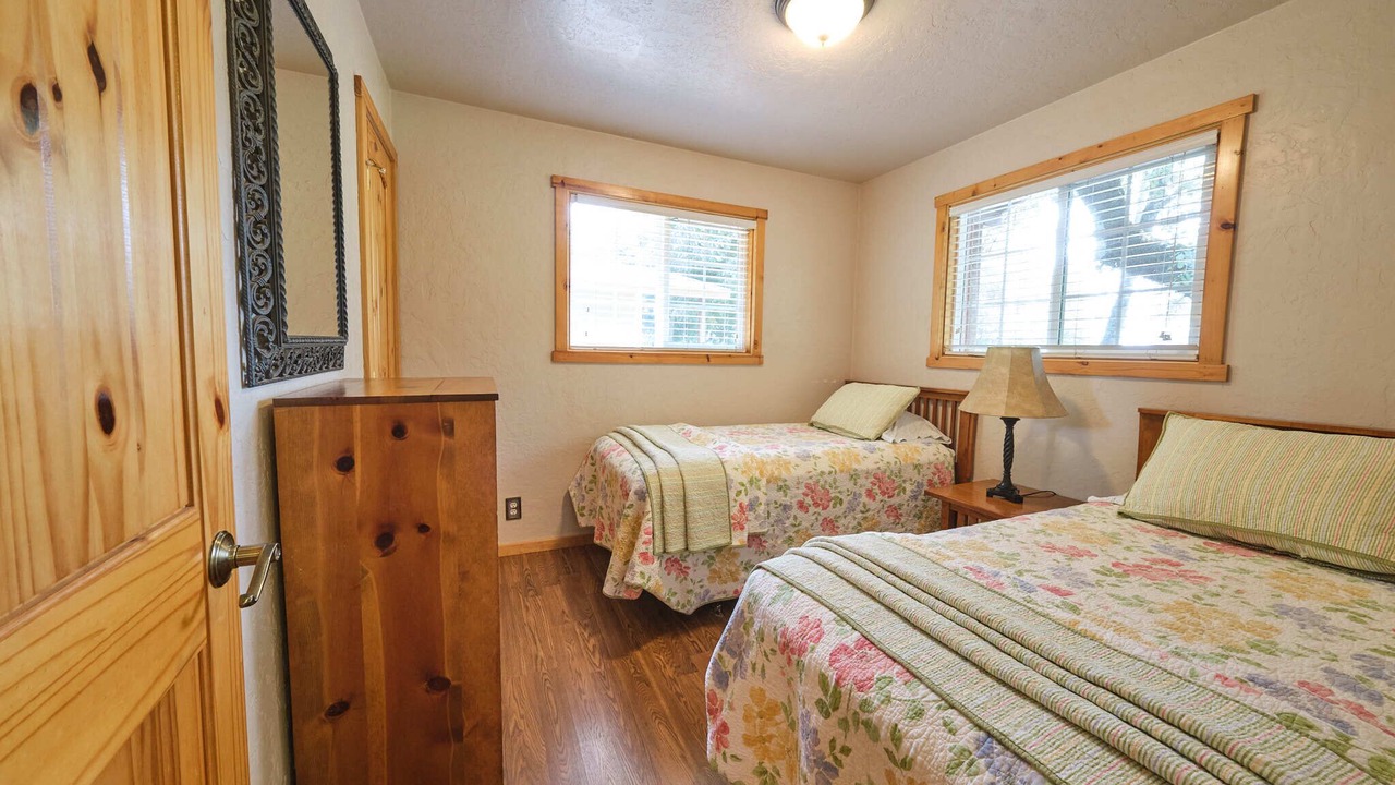 Photo of Bedroom in Somes Bar