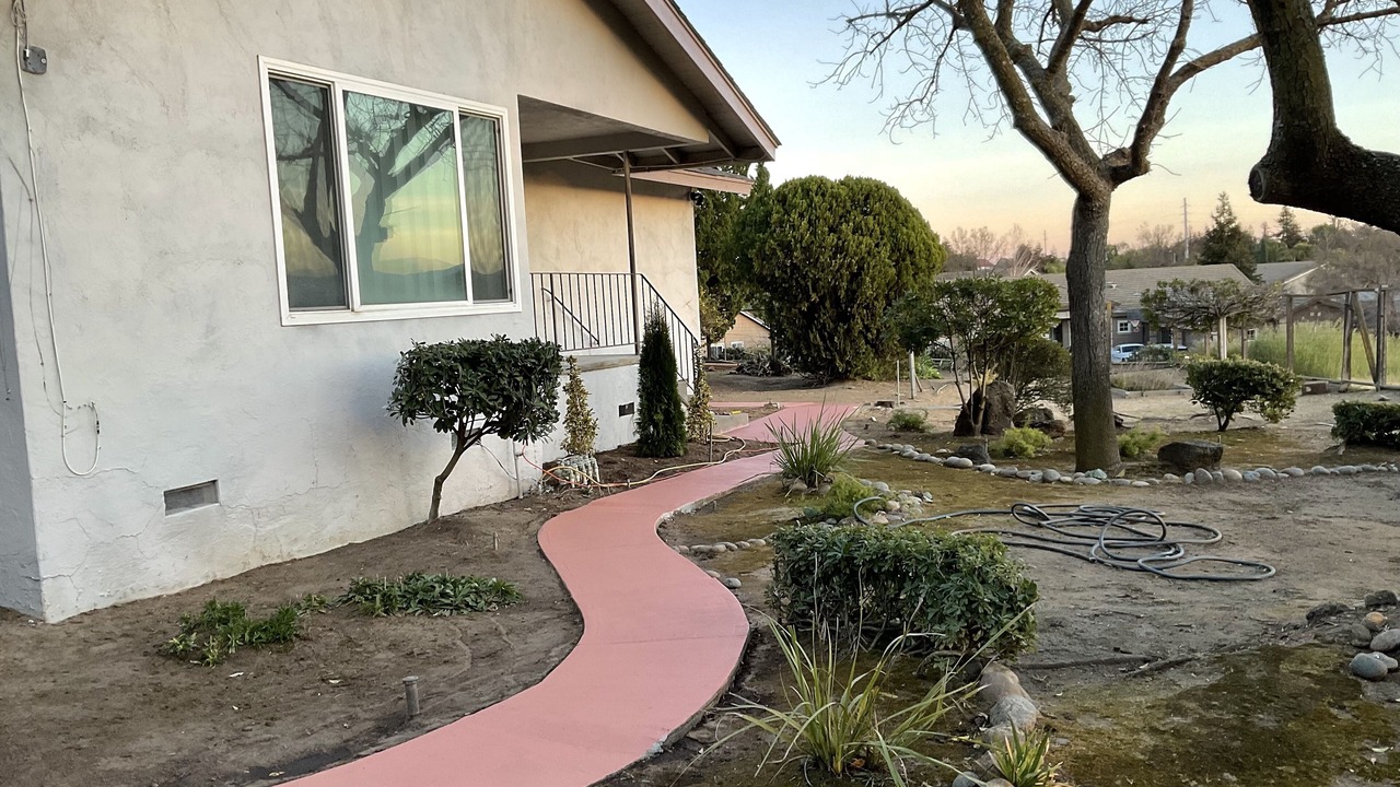 Photo of Outdoor in Oakley