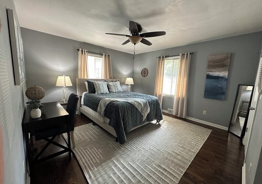 Photo of Bedroom in Lansing