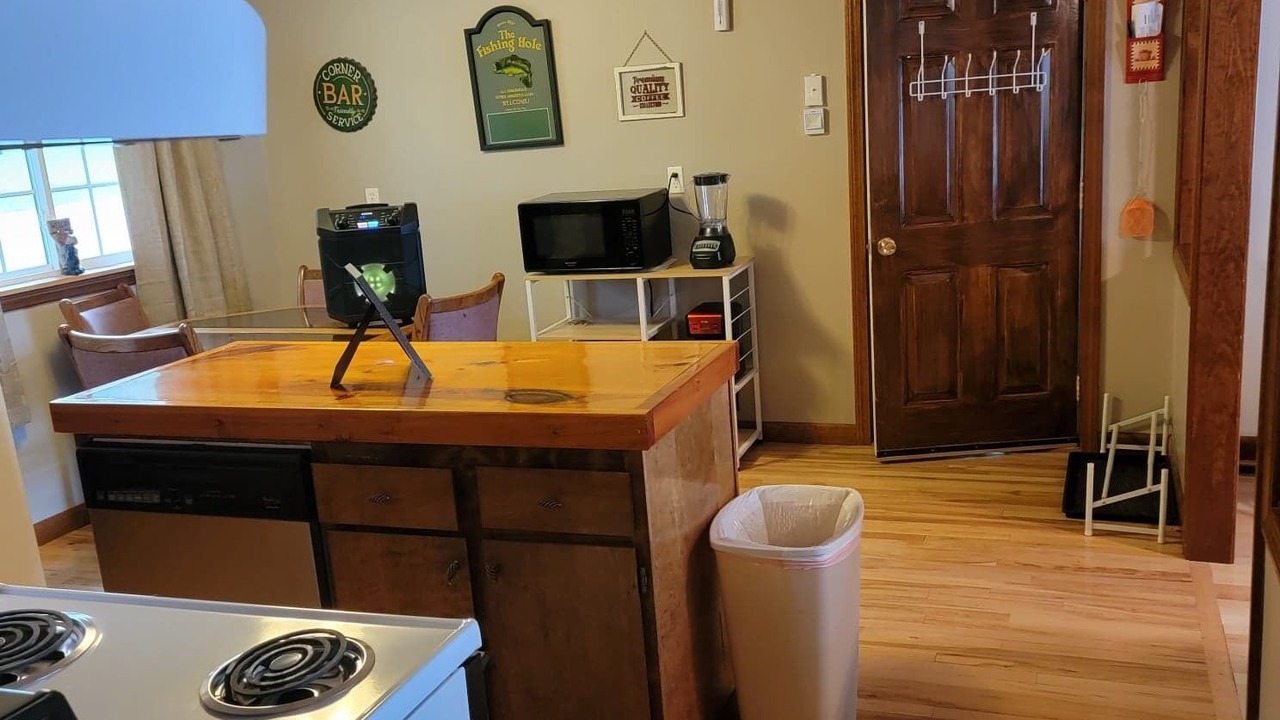 Photo of Kitchen in Portage Lake